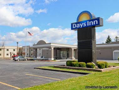 Days Inn By Wyndham Batavia Darien Lake Theme Park Экстерьер фото